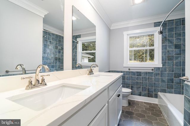 515 N PROGRESS AVE, Harrisburg, PA 17109