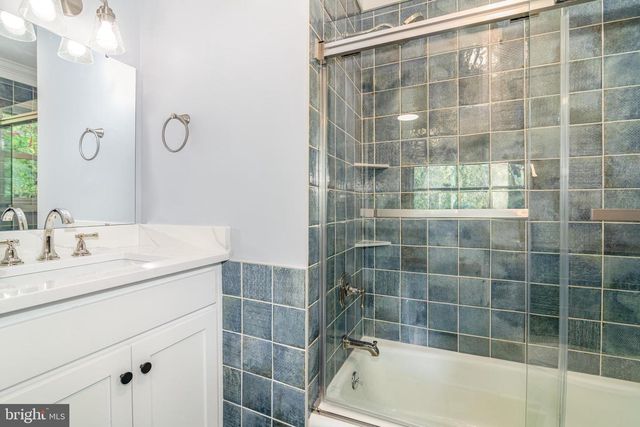 515 N PROGRESS AVE, Harrisburg, PA 17109