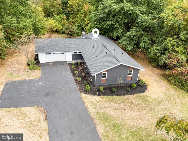 515 N PROGRESS AVE, Harrisburg, PA 17109