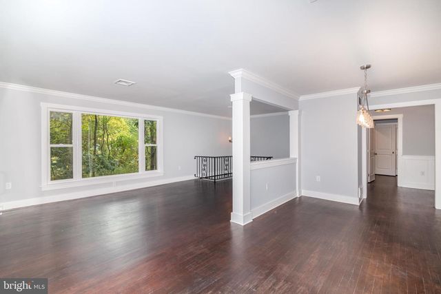 515 N PROGRESS AVE, Harrisburg, PA 17109
