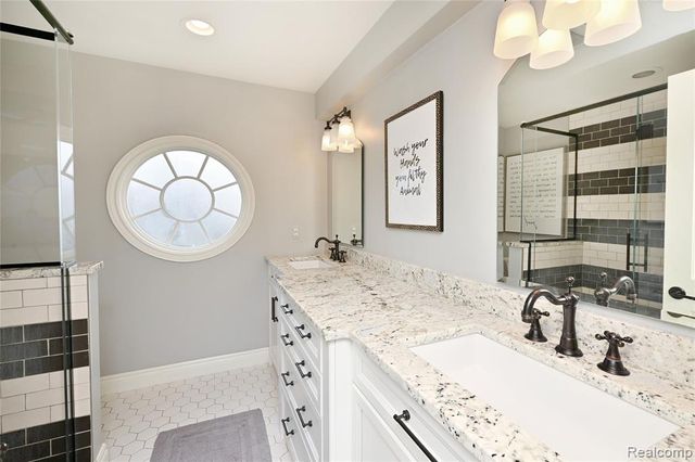 364 Chesterfield Avenue, Birmingham, MI 48009