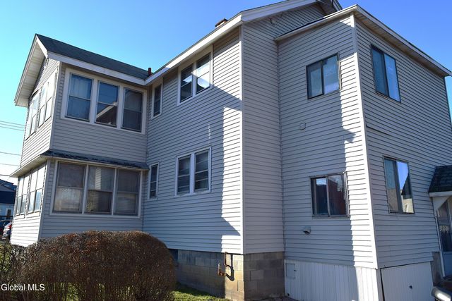 106 Continental Avenue, Cohoes, NY 12047