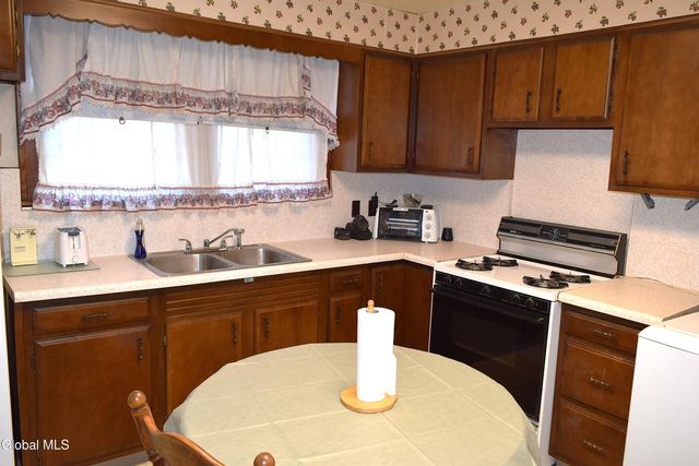 106 Continental Avenue, Cohoes, NY 12047