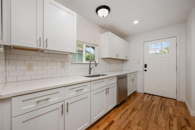 1806 Mohle DR, Austin, TX 78703
