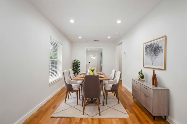 1806 Mohle DR, Austin, TX 78703
