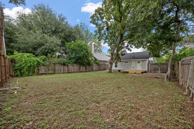 1806 Mohle DR, Austin, TX 78703