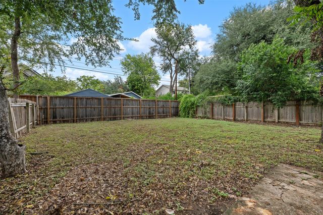 1806 Mohle DR, Austin, TX 78703