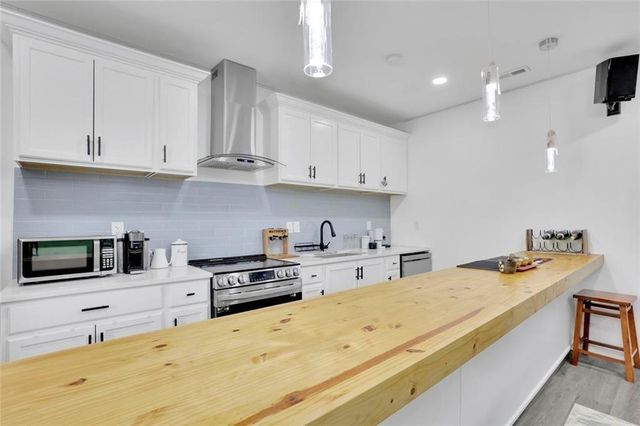 4396 Waxwing Street, Hoschton, GA 30548