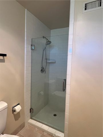1528 N 1st Avenue, Upland, CA 91786
