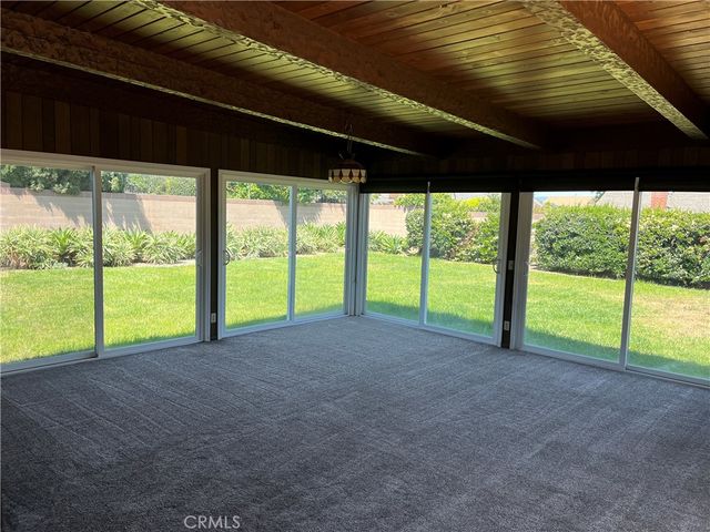 1528 N 1st Avenue, Upland, CA 91786