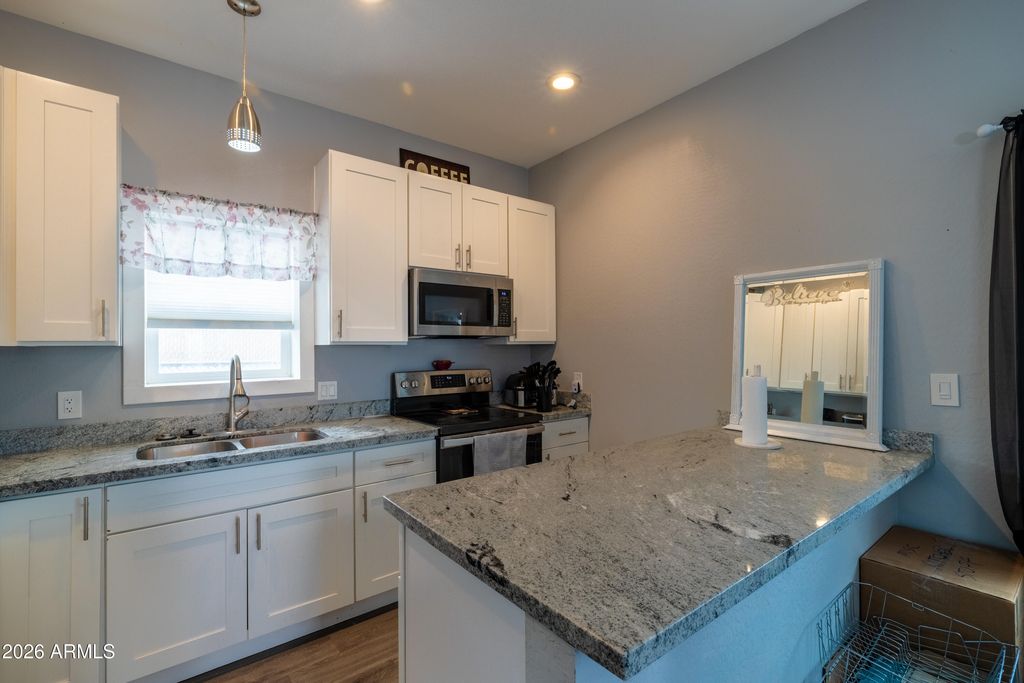 Image 14 of property listing at 317 N SAGUARO Drive, Apache Junction, AZ 85120