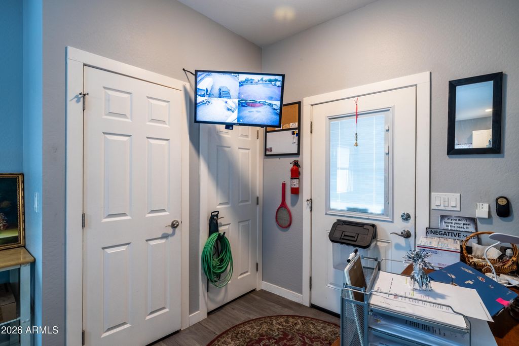 Image 16 of property listing at 317 N SAGUARO Drive, Apache Junction, AZ 85120