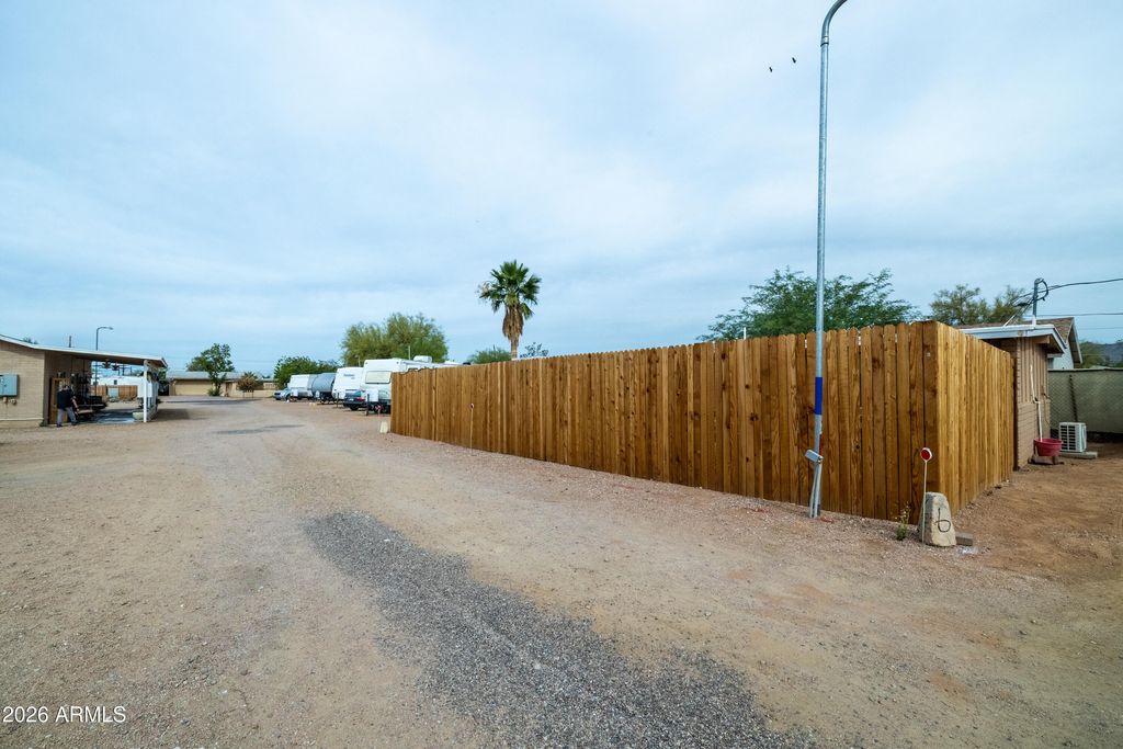Image 29 of property listing at 317 N SAGUARO Drive, Apache Junction, AZ 85120