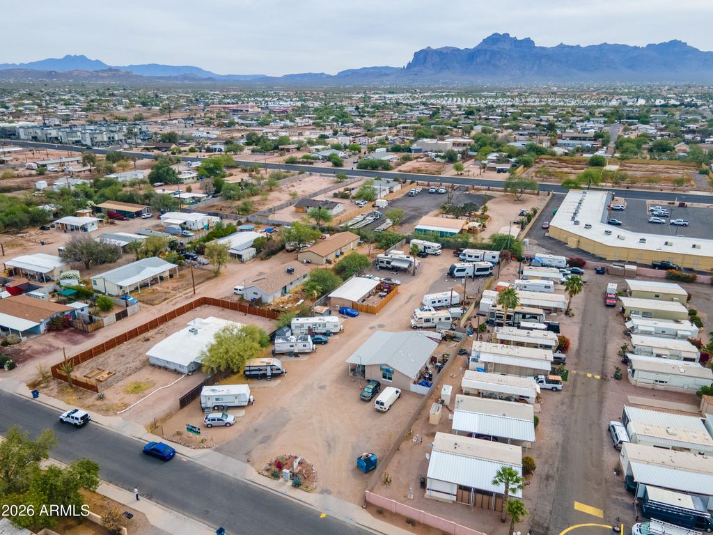 Image 35 of property listing at 317 N SAGUARO Drive, Apache Junction, AZ 85120