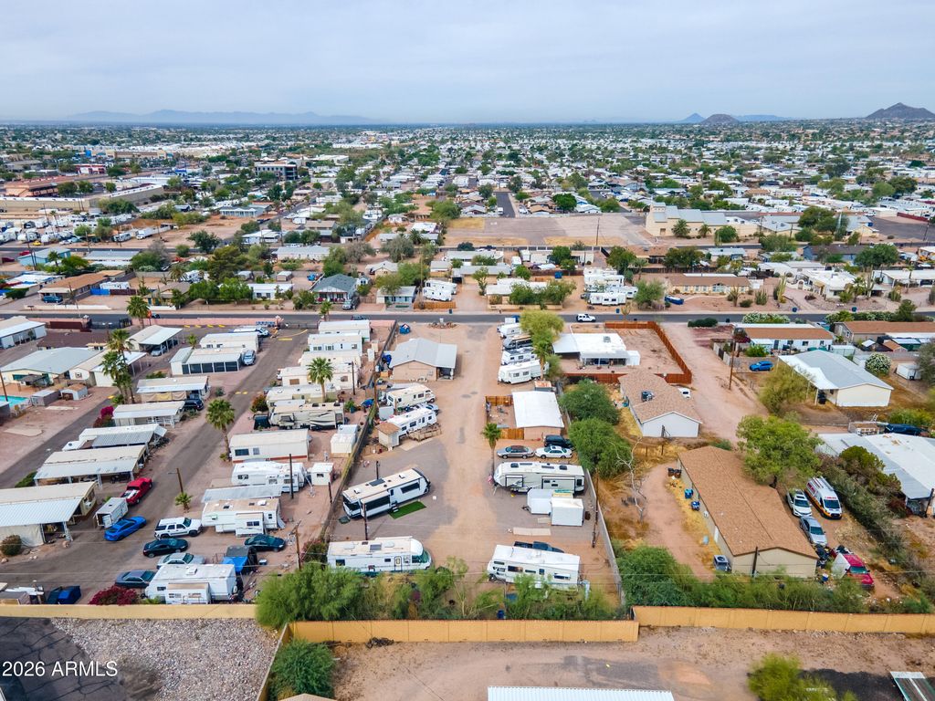 Image 39 of property listing at 317 N SAGUARO Drive, Apache Junction, AZ 85120