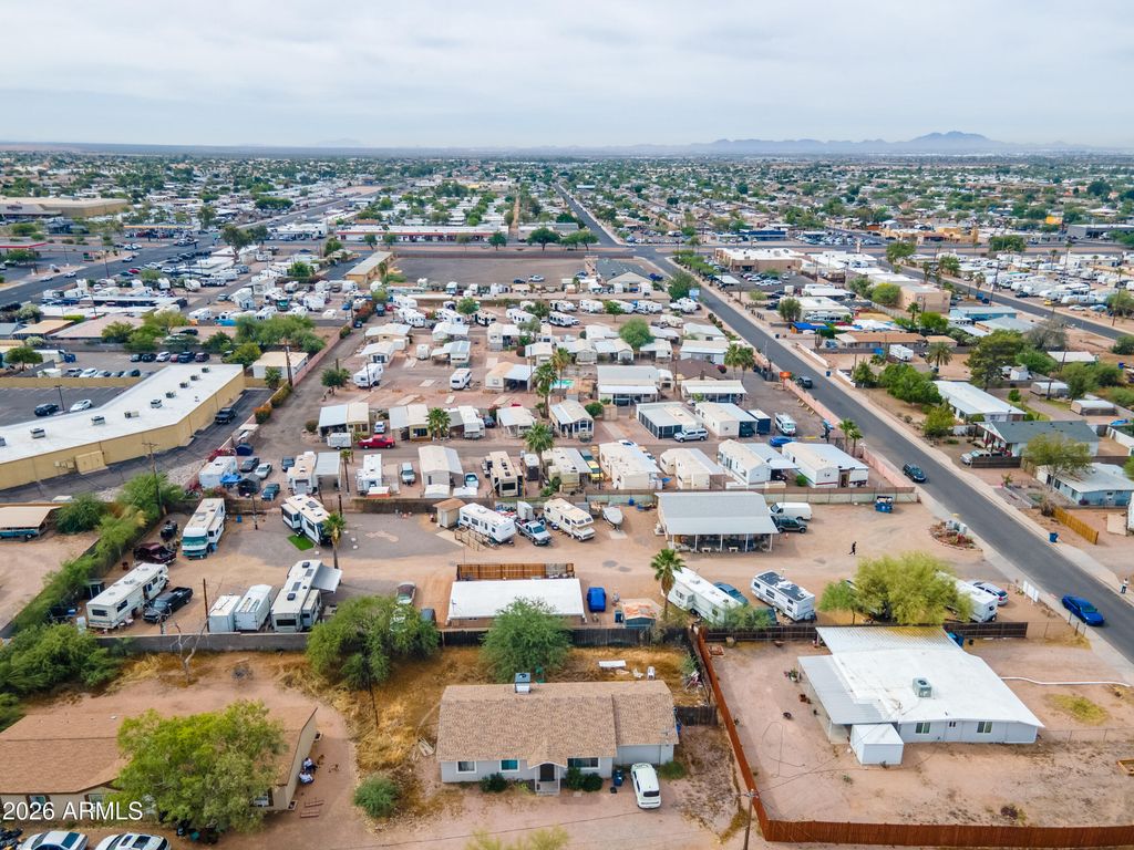 Image 41 of property listing at 317 N SAGUARO Drive, Apache Junction, AZ 85120