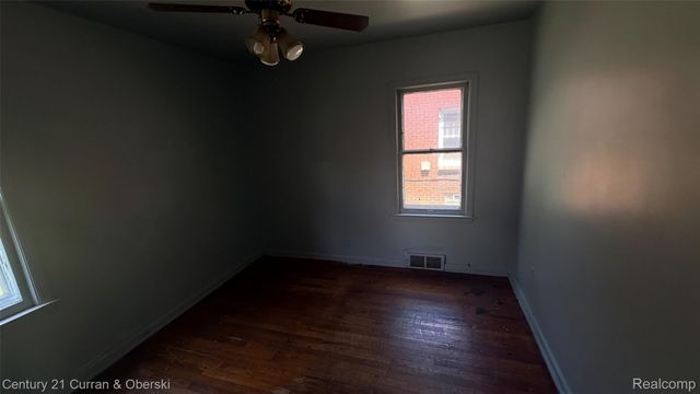 18057 Stansbury Street, Detroit, MI 48235
