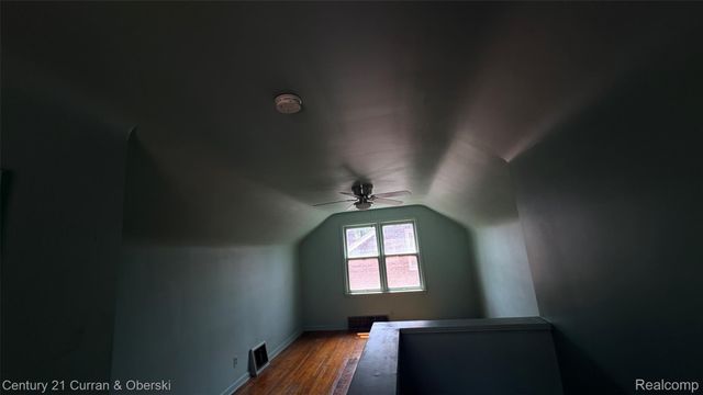 18057 Stansbury Street, Detroit, MI 48235
