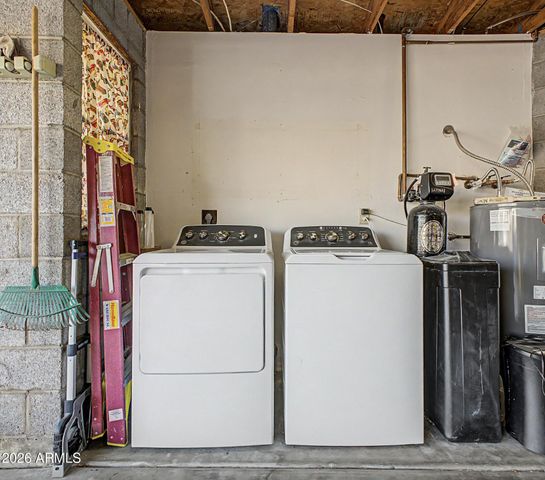 4711 E PIEDMONT Road, Phoenix, AZ 85044