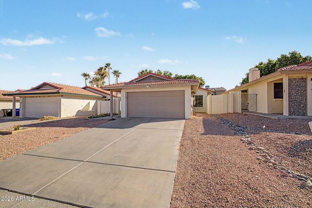 4711 E PIEDMONT Road, Phoenix, AZ 85044