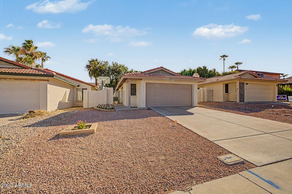 4711 E PIEDMONT Road, Phoenix, AZ 85044 — photo 2