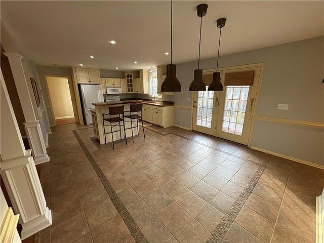 6037 Fair Haven Hill Road, Gainesville, GA 30506