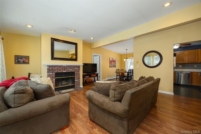 7 Charles Street, Newburgh, NY 12550