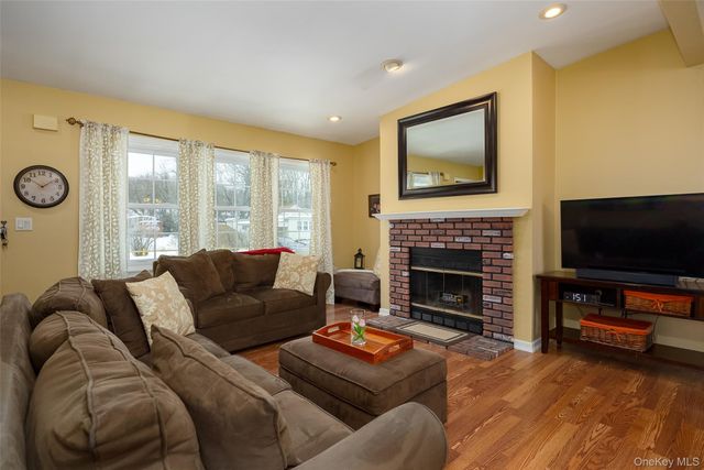 7 Charles Street, Newburgh, NY 12550