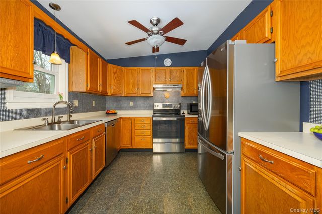 7 Charles Street, Newburgh, NY 12550