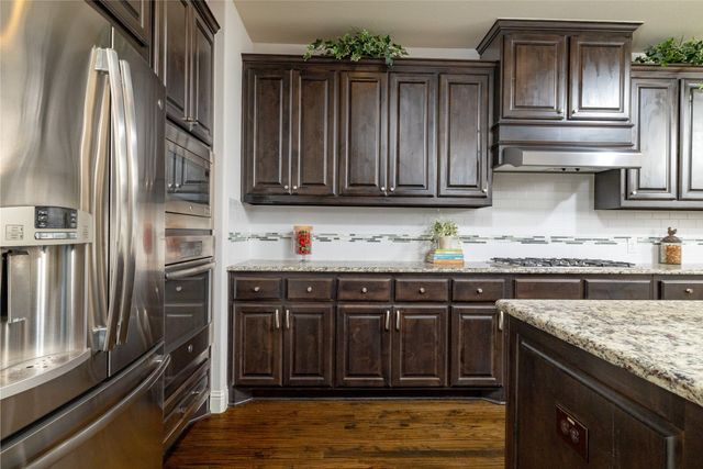 955 Champions Way, Roanoke, TX 76262