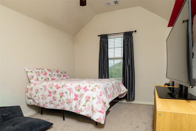 955 Champions Way, Roanoke, TX 76262