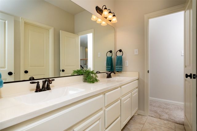 955 Champions Way, Roanoke, TX 76262