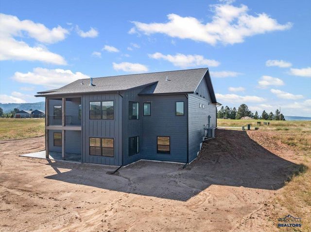 1493 OAK CREST CT, Spearfish, SD 57783