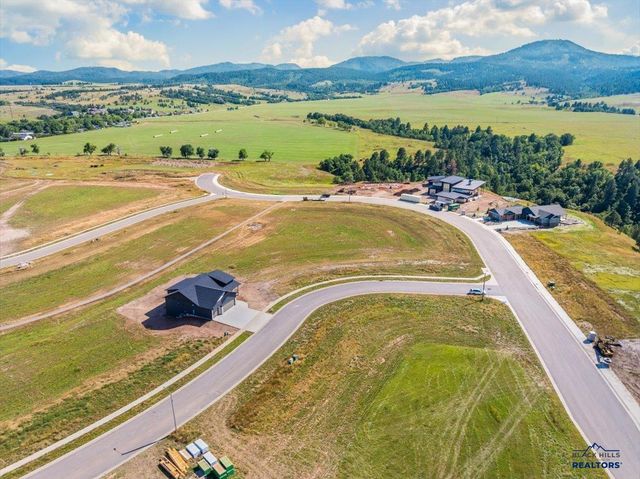 1493 OAK CREST CT, Spearfish, SD 57783
