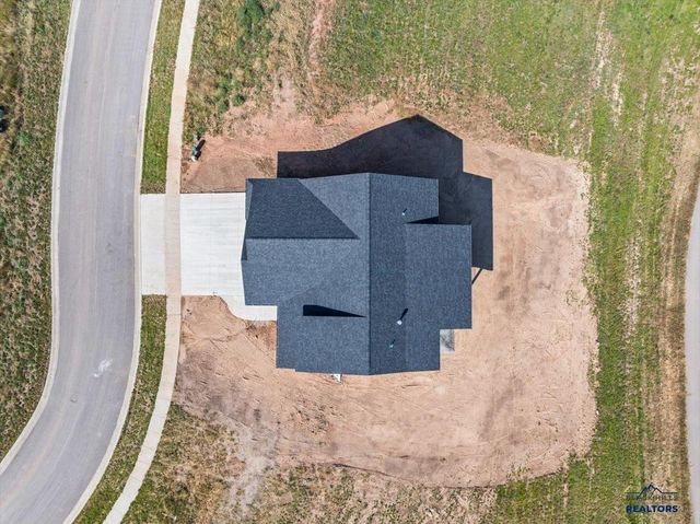1493 OAK CREST CT, Spearfish, SD 57783