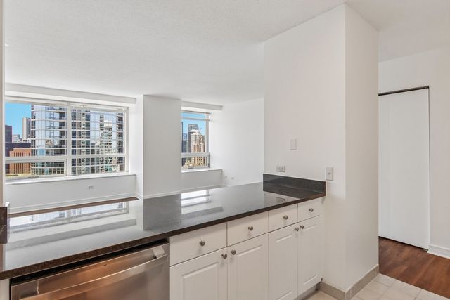 512 N Mcclurg Court 3809, Chicago, IL 60611