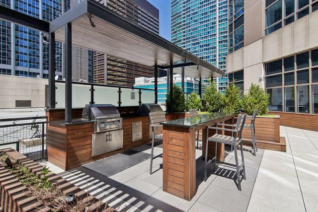 512 N Mcclurg Court 3809, Chicago, IL 60611
