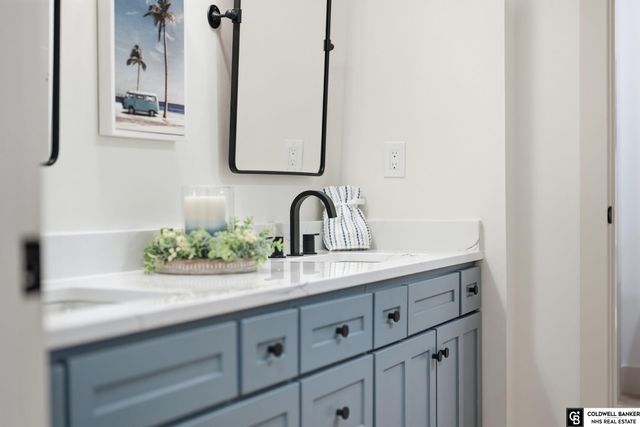 840 Lakeshore Drive, Lincoln, NE 68528