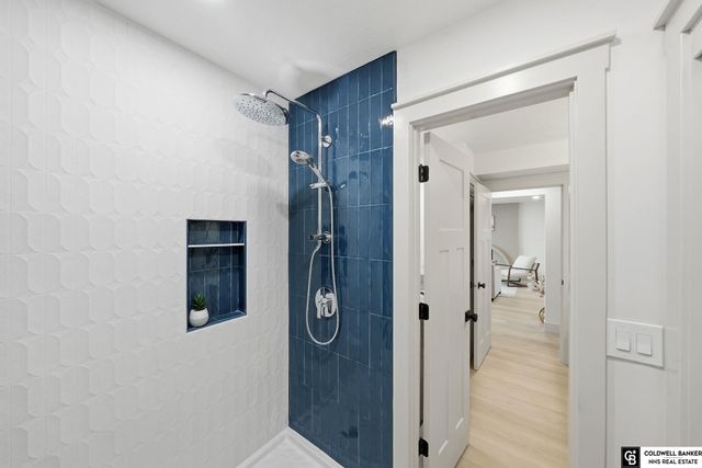 840 Lakeshore Drive, Lincoln, NE 68528