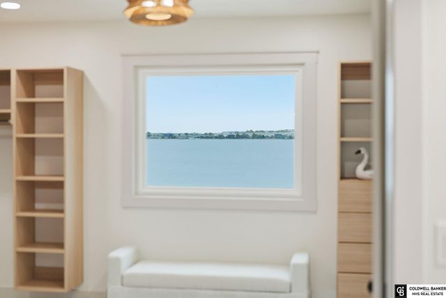 840 Lakeshore Drive, Lincoln, NE 68528