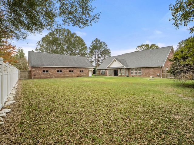 260 Country Lane, Deridder, LA 70634