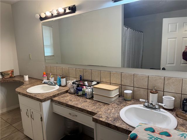 406 NE 6th, Atkins, AR 72823