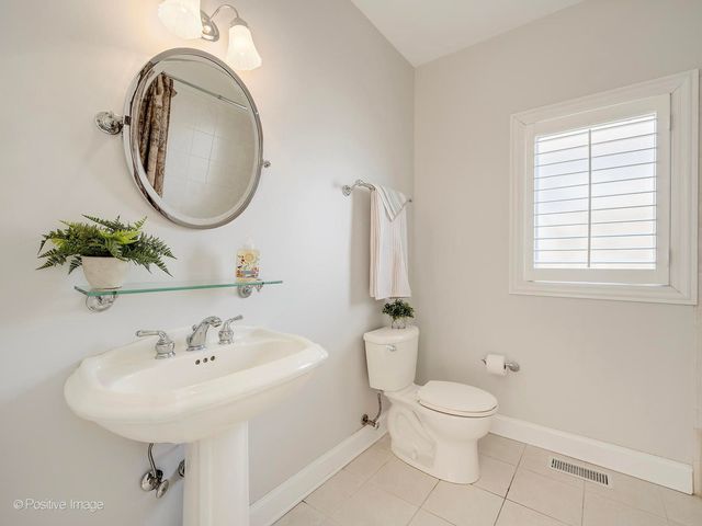 25704 Pastoral Drive, Plainfield, IL 60585