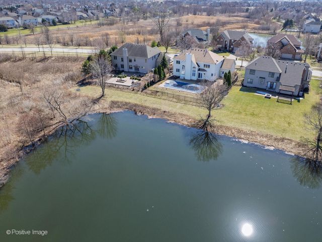 25704 Pastoral Drive, Plainfield, IL 60585