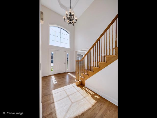 25704 Pastoral Drive, Plainfield, IL 60585