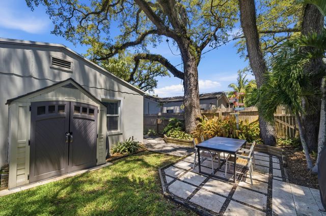 937 SW 17TH Street, Fort Lauderdale, FL 33315