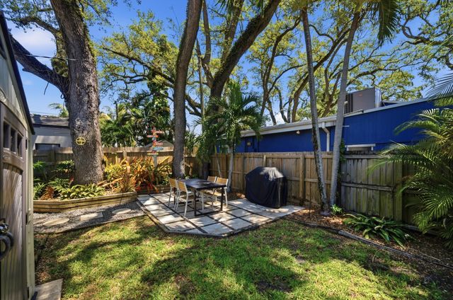 937 SW 17TH Street, Fort Lauderdale, FL 33315