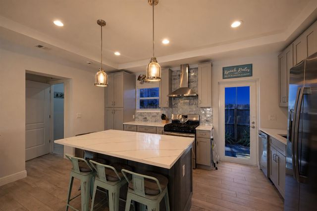 937 SW 17TH Street, Fort Lauderdale, FL 33315