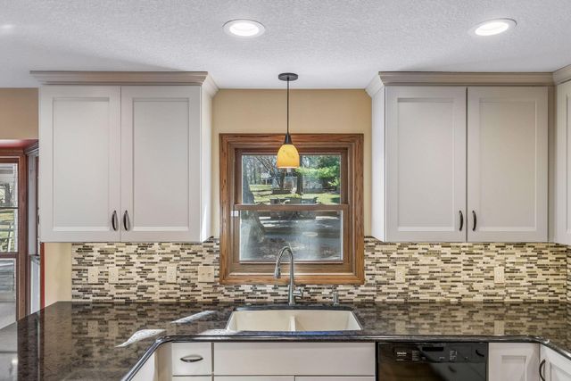 1812 7th Street SW, Rochester, MN 55902