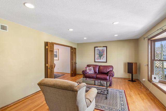 1812 7th Street SW, Rochester, MN 55902